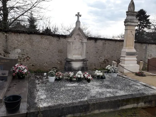 St Martial av
